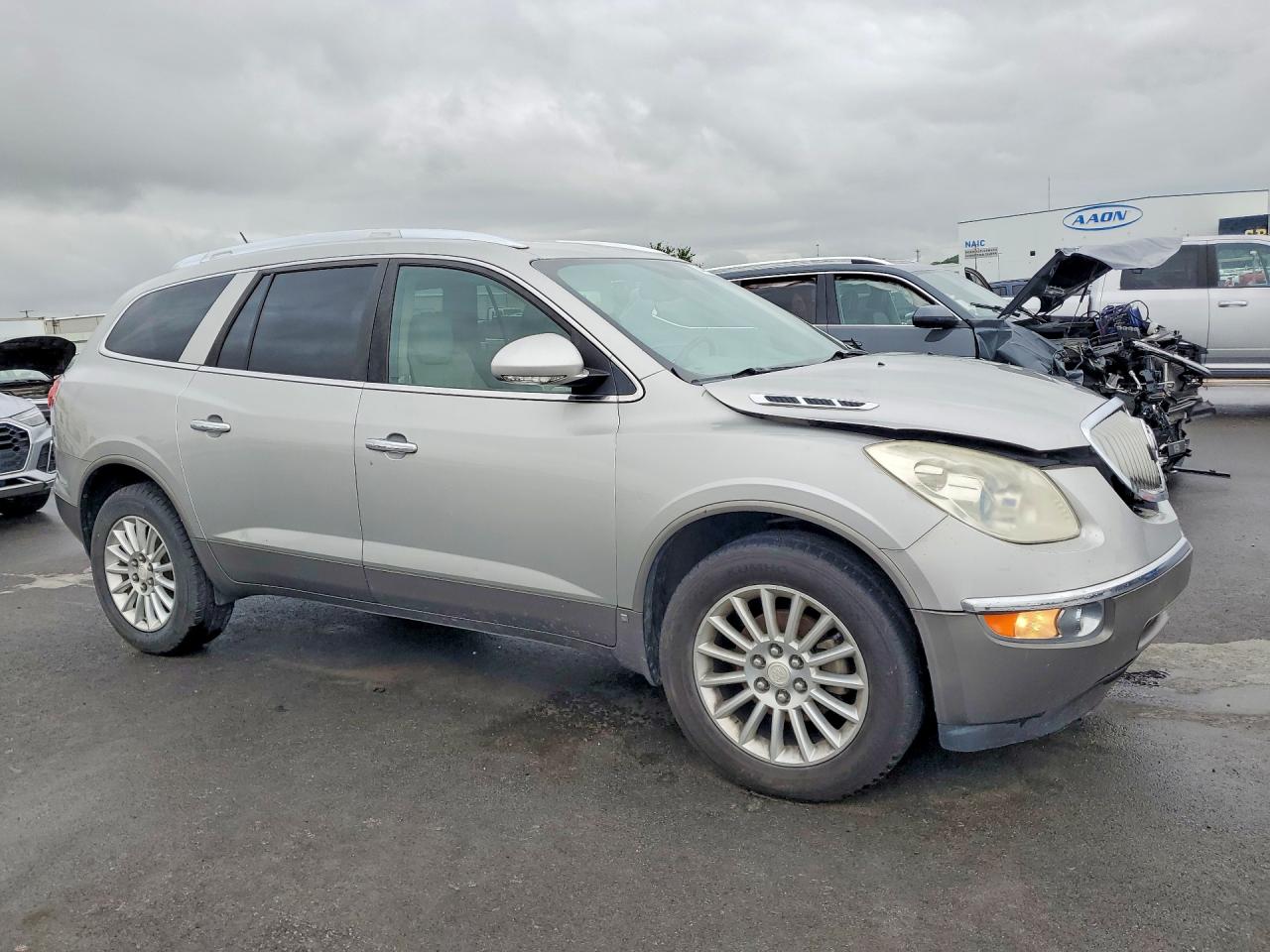 2008 BUICK ENCLAVE CXL photo 7