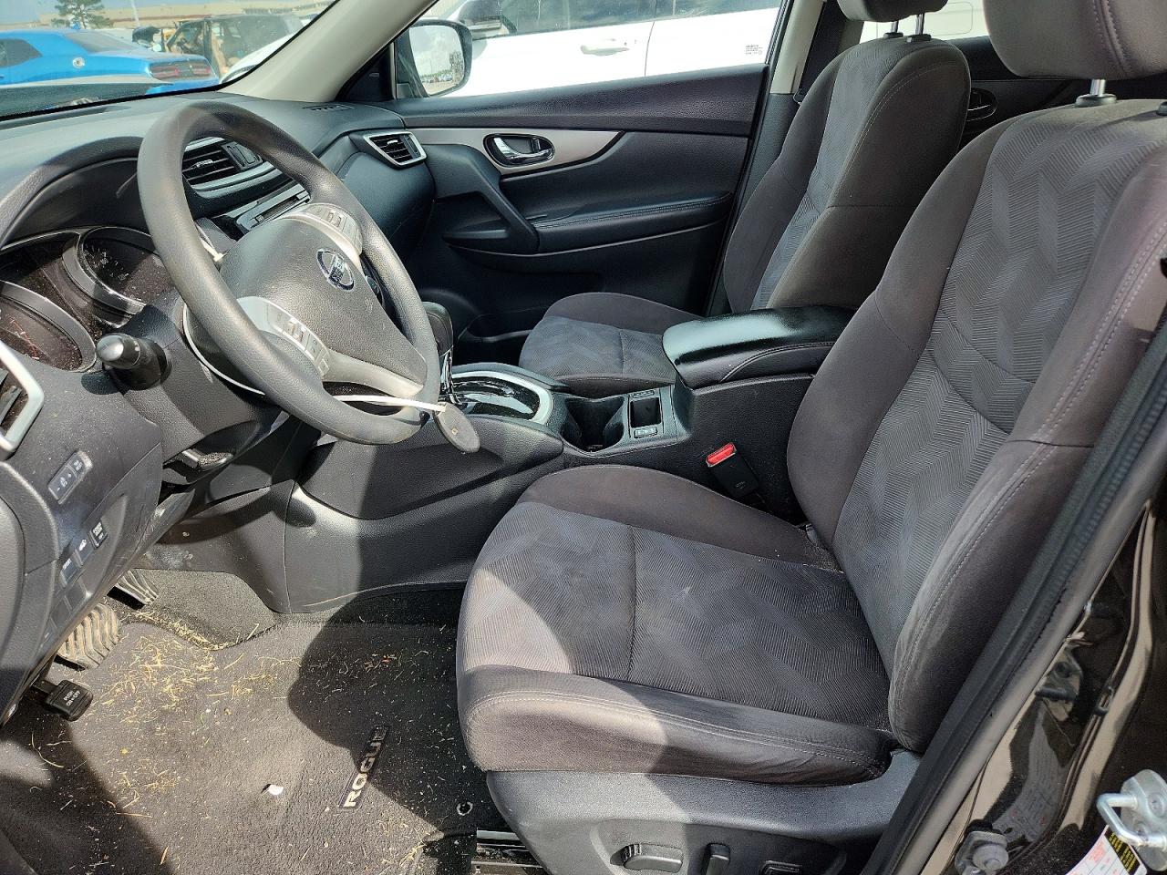 2016 NISSAN ROGUE SV photo 19