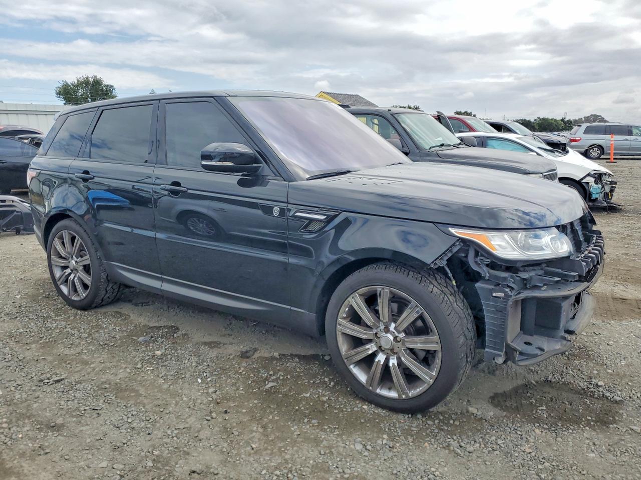 2016 LAND ROVER RANGE ROVER SPORT HSE photo 4