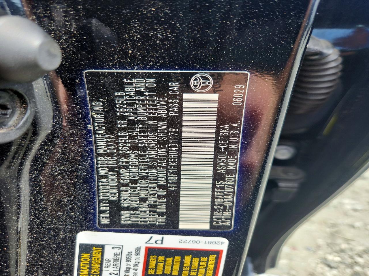 2017 TOYOTA CAMRY SE photo 25
