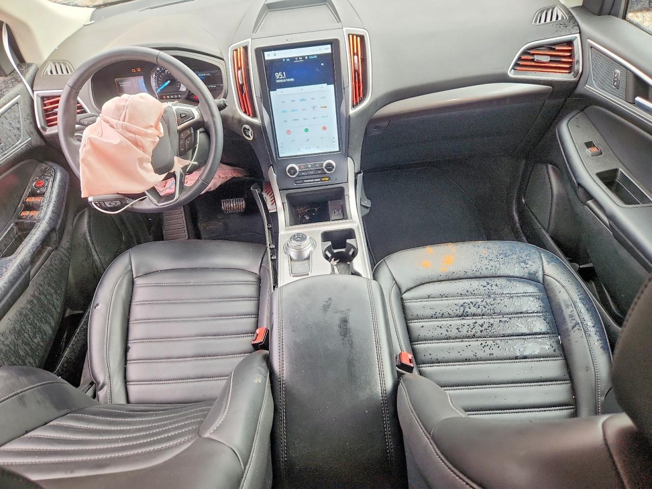 2024 FORD EDGE SEL photo 8