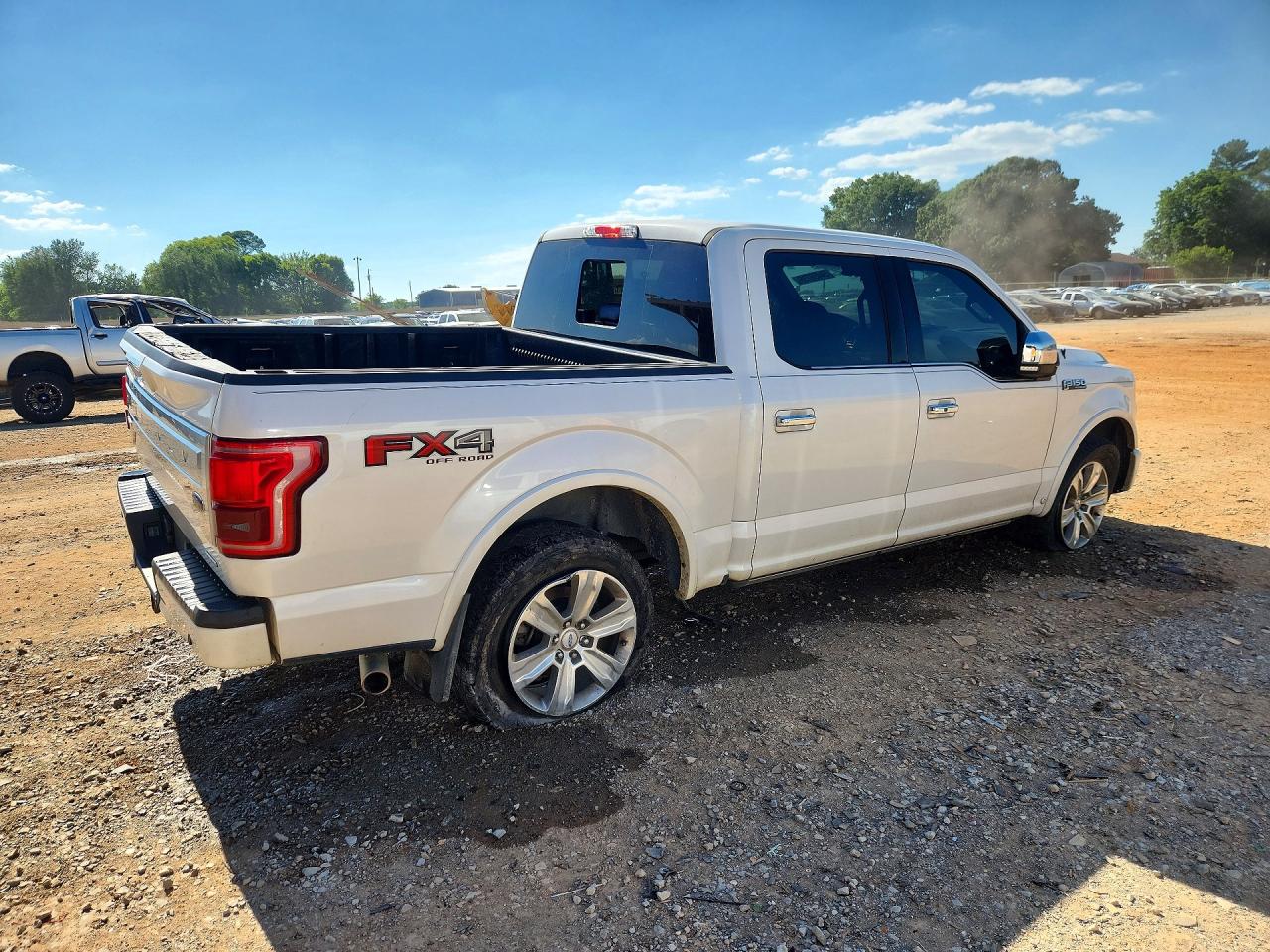 2015 FORD F150 SUPERCREW photo 7