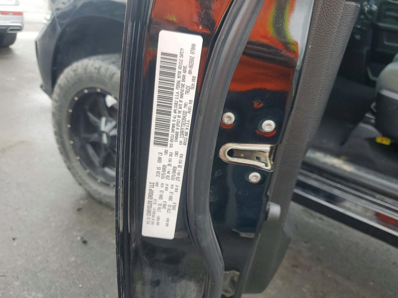 2014 RAM 1500 ST photo 34