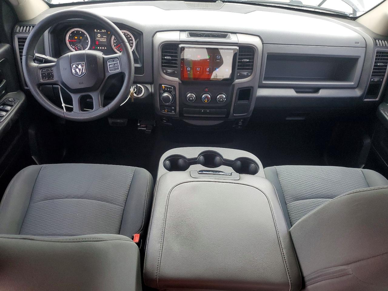2014 RAM 1500 ST photo 22