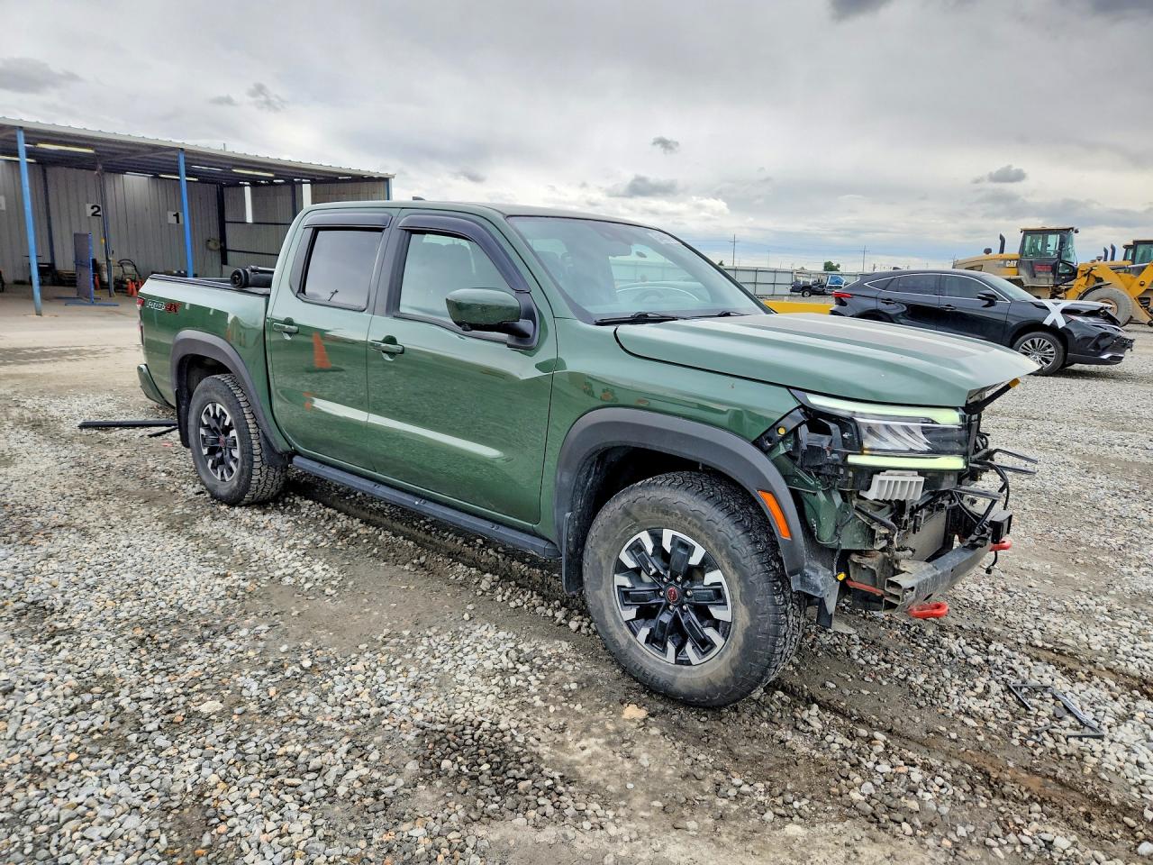 2024 NISSAN FRONTIER PRO-4X photo 4