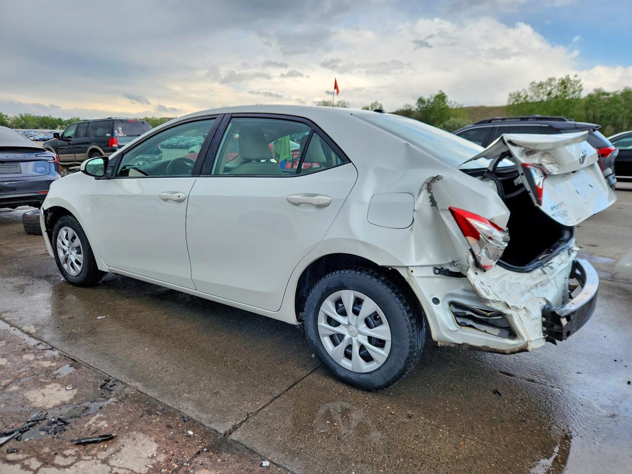 2016 TOYOTA COROLLA LE ECO photo 3