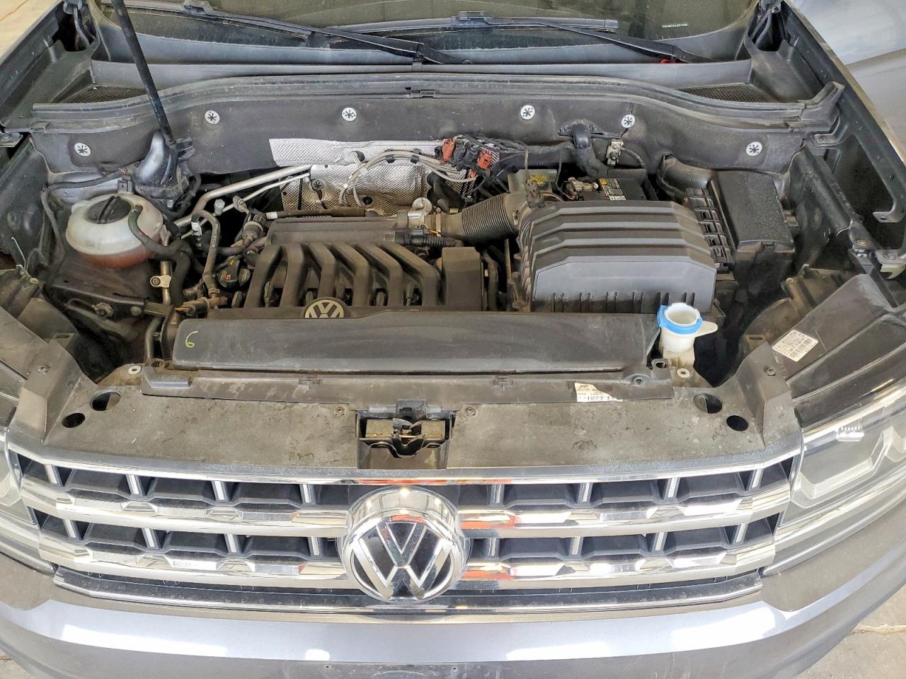 2018 VOLKSWAGEN ATLAS SE photo 31