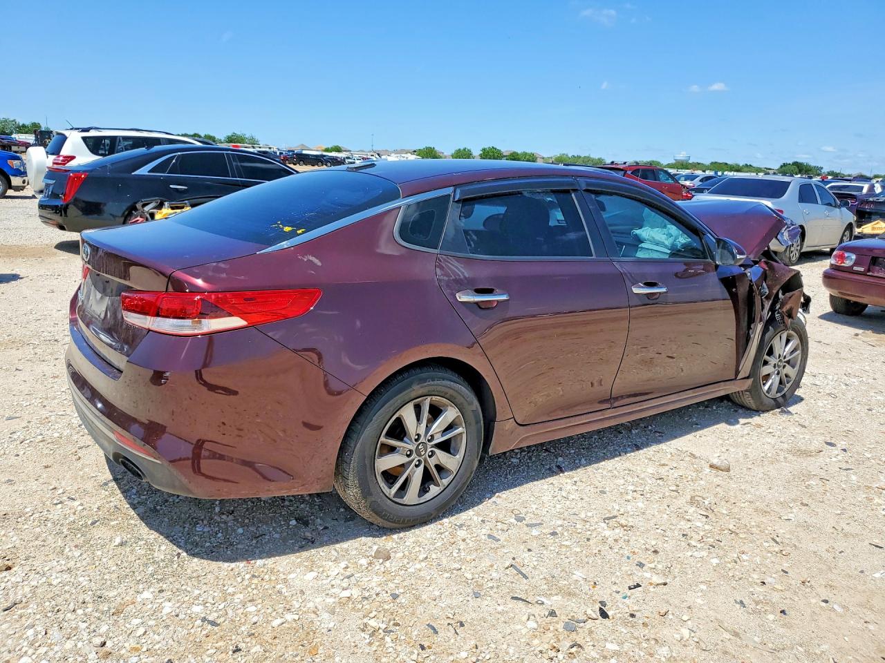 2016 KIA OPTIMA LX photo 5