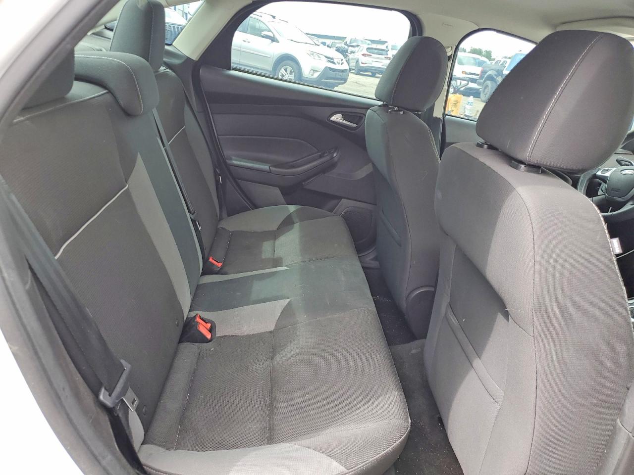 2013 FORD FOCUS SE photo 28