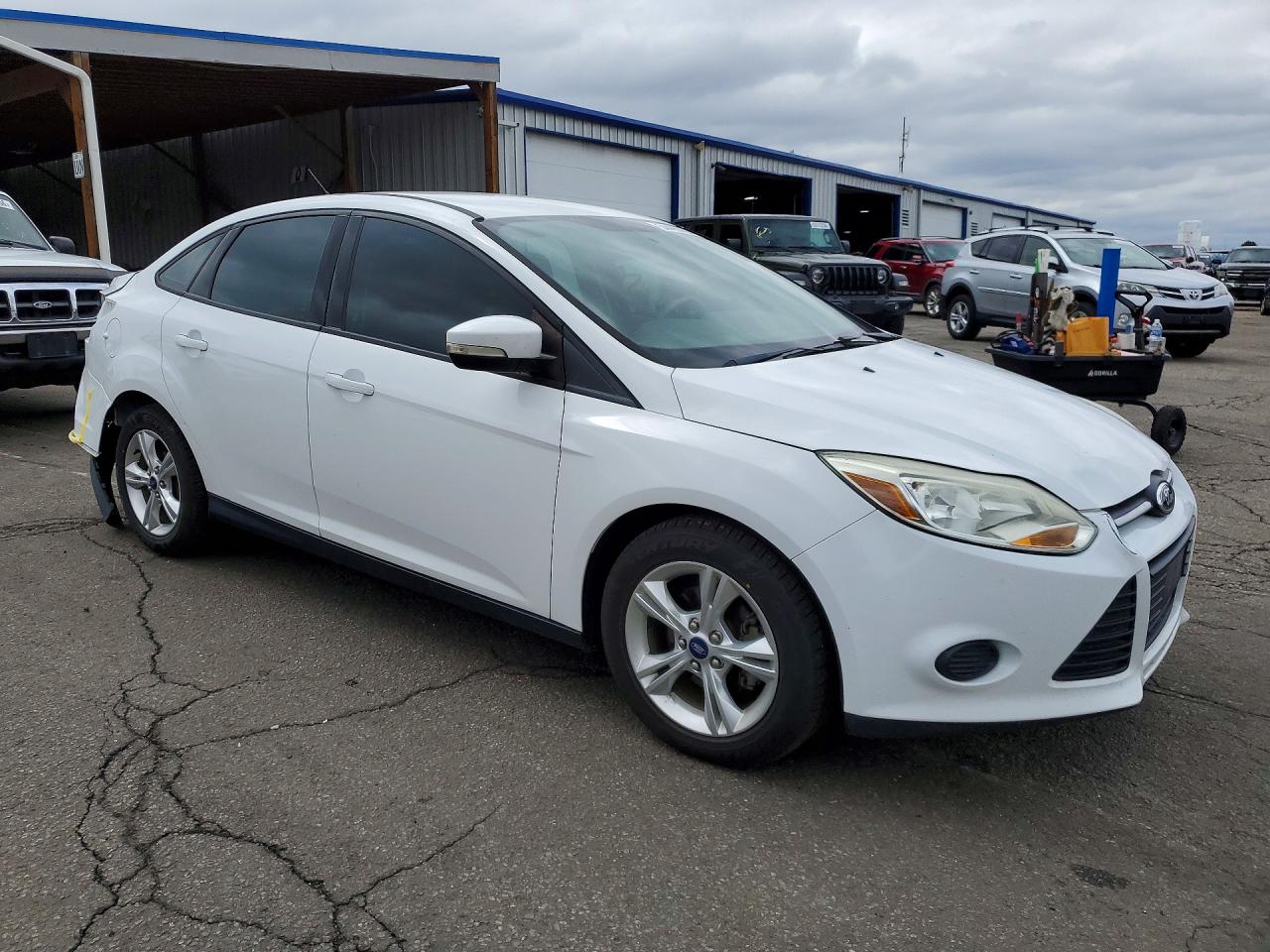 2013 FORD FOCUS SE photo 10