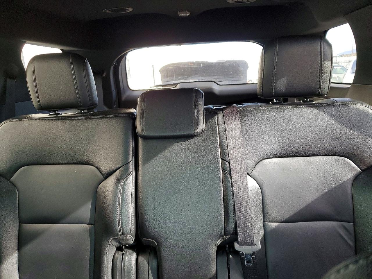 2016 FORD EXPLORER XLT photo 19
