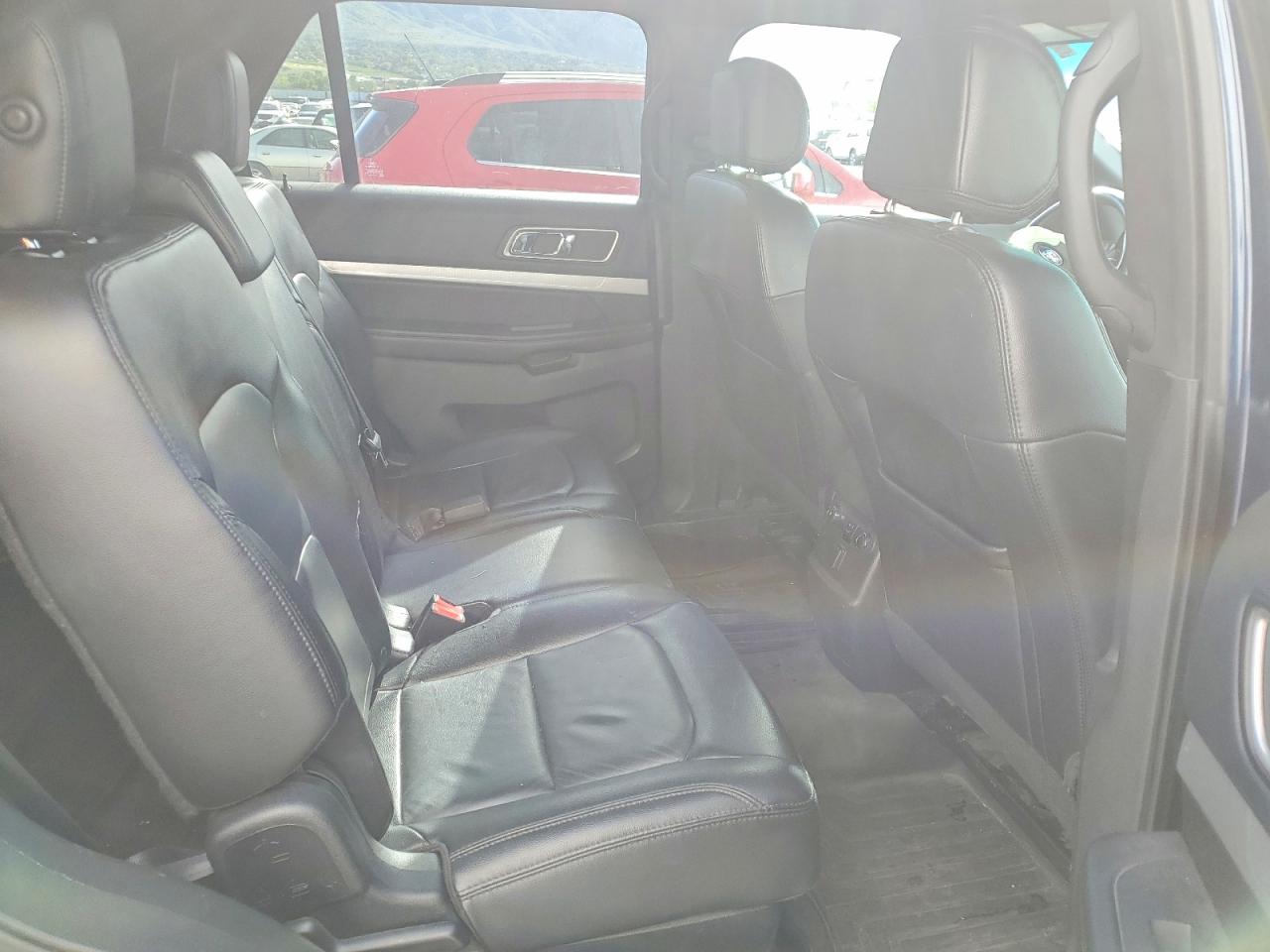 2016 FORD EXPLORER XLT photo 21