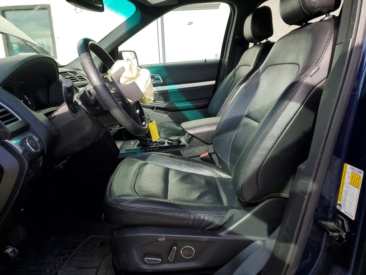 2016 FORD EXPLORER XLT photo 13