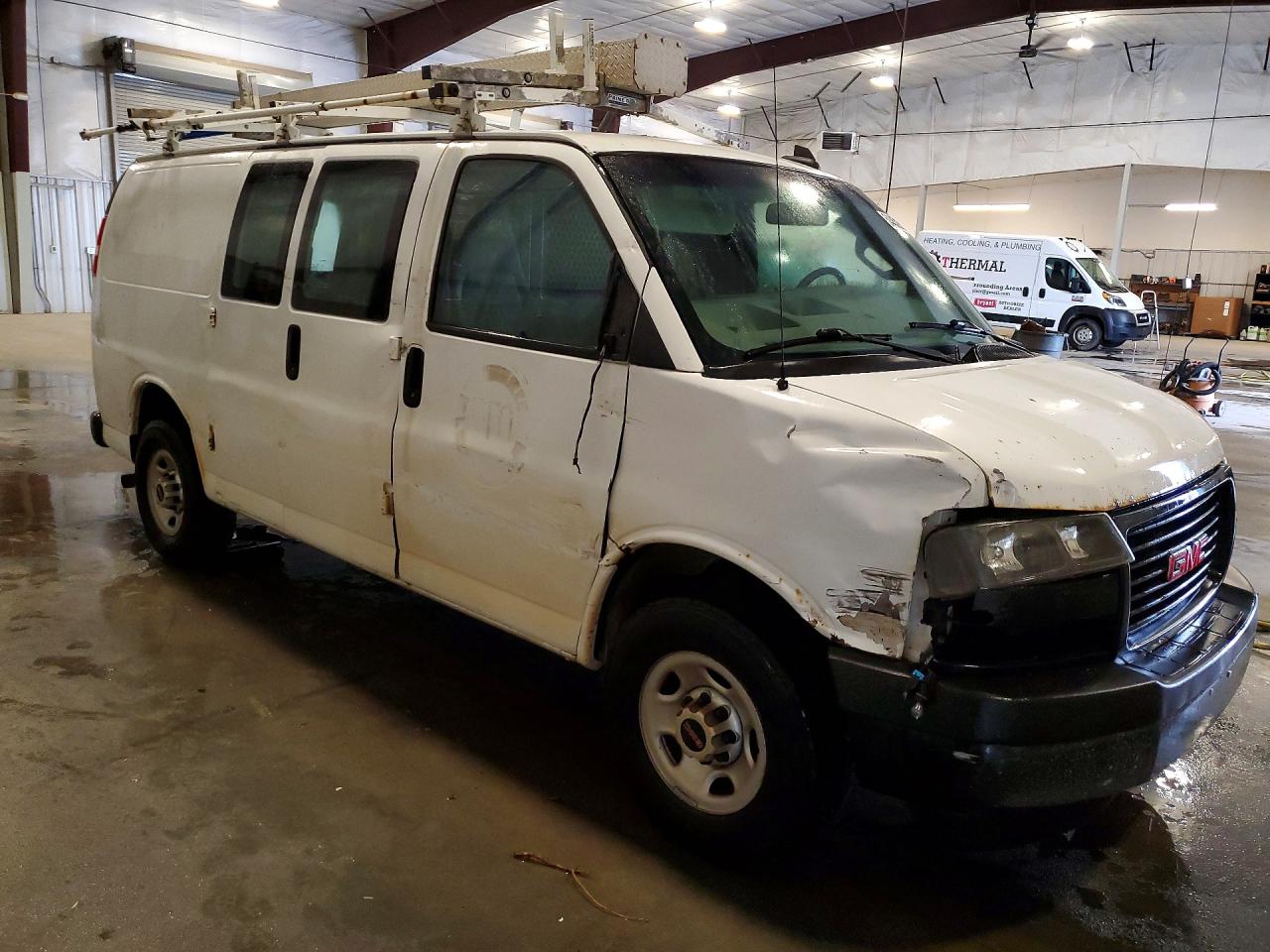 2019 GMC SAVANA G2500 photo 10