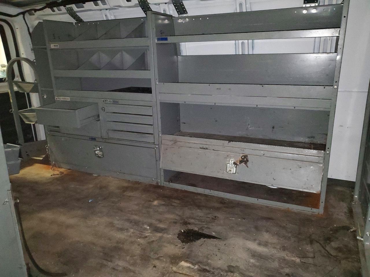 2019 GMC SAVANA G2500 photo 31