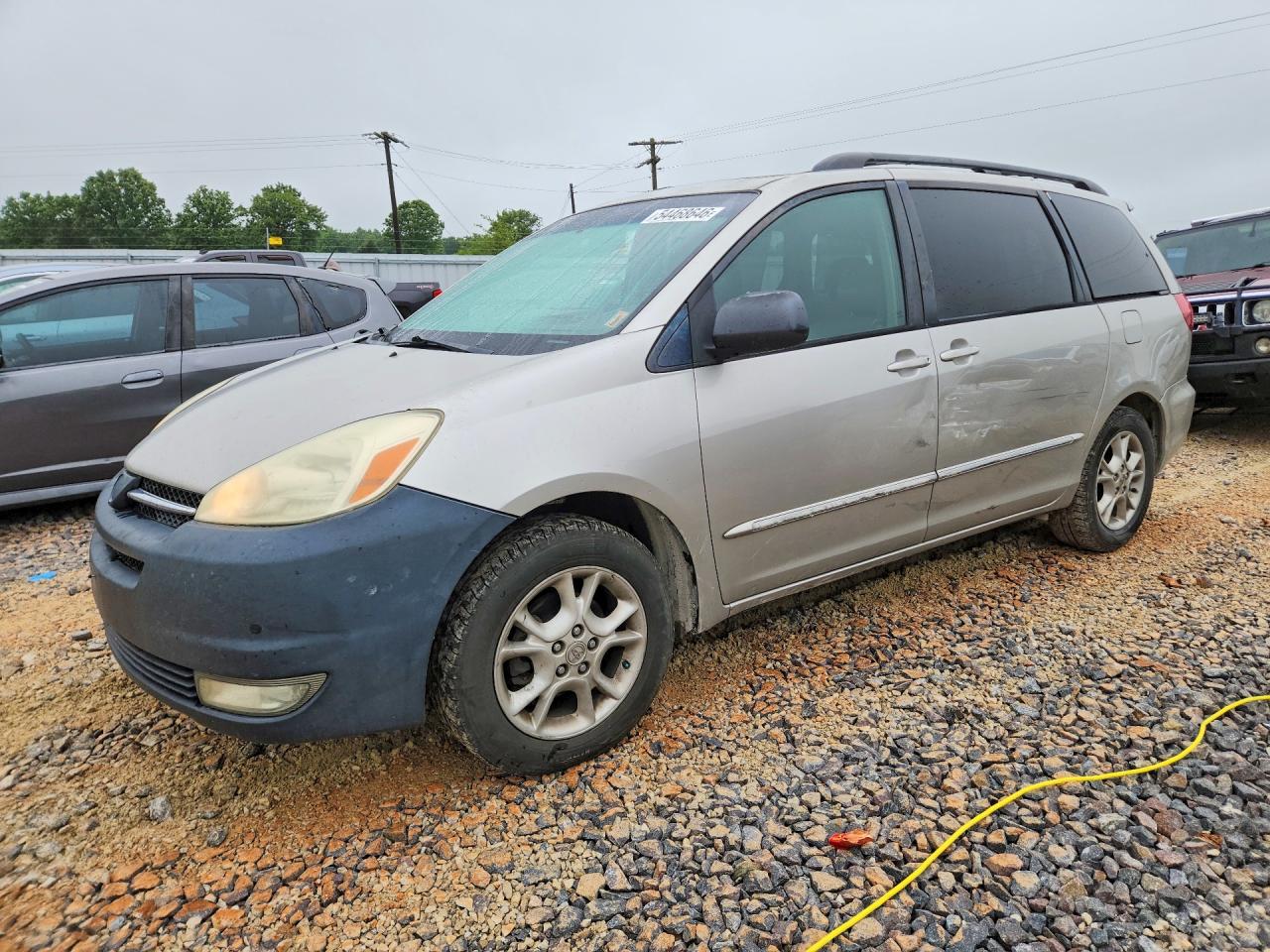 2004 TOYOTA SIENNA