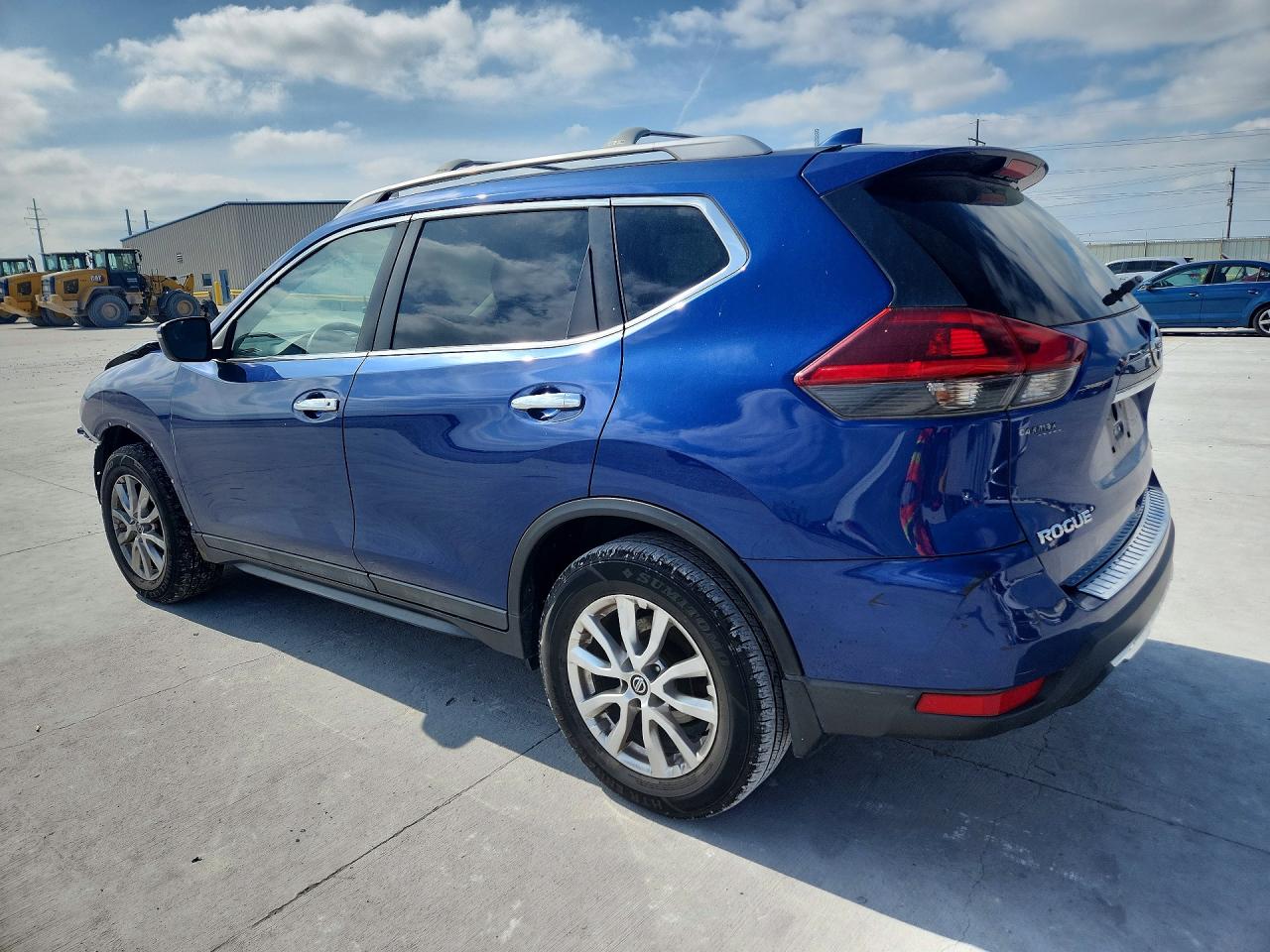 2019 NISSAN ROGUE S photo 3