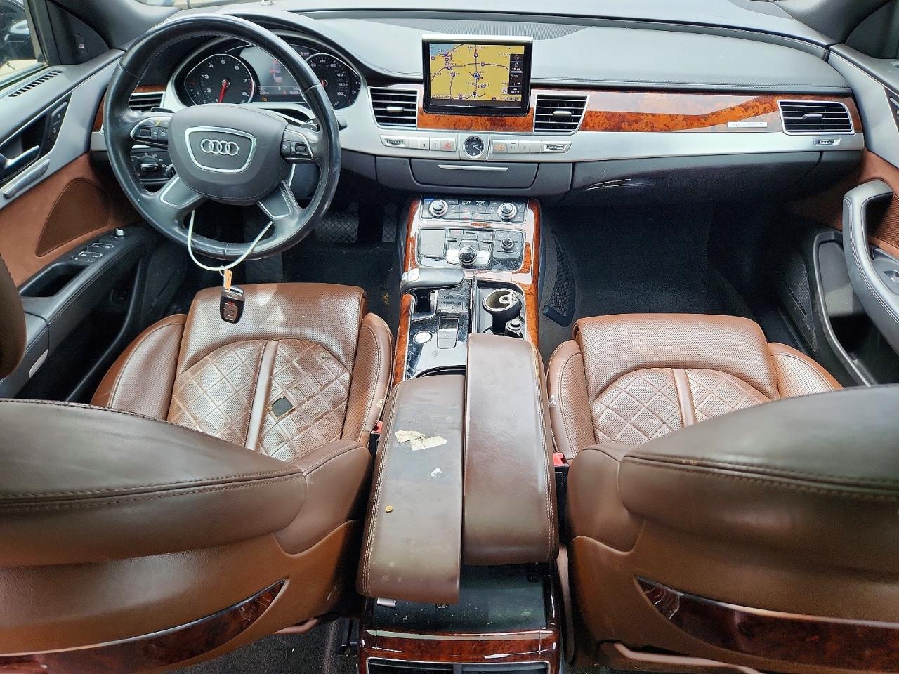2011 AUDI A8 QUATTRO photo 22