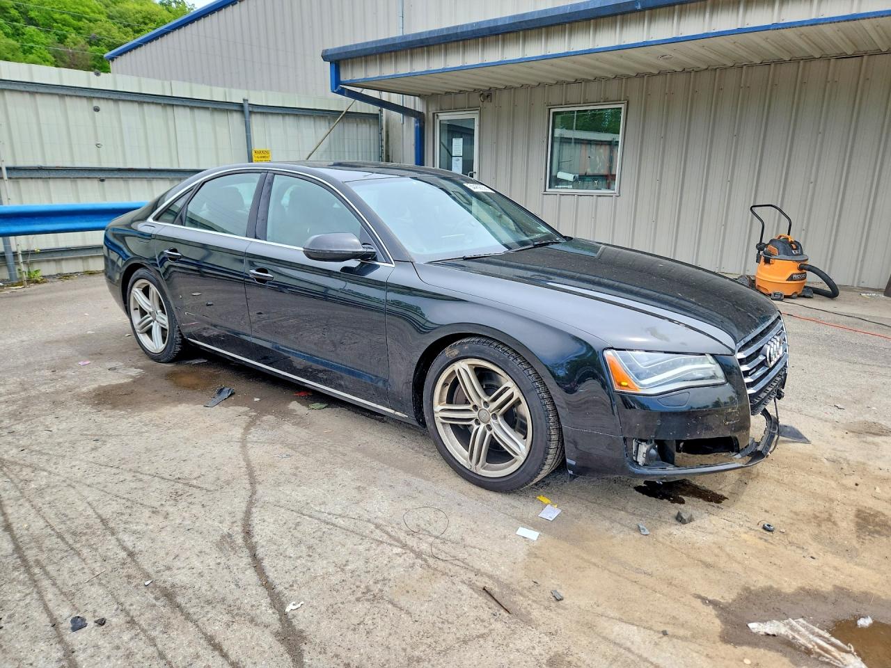 2011 AUDI A8 QUATTRO photo 10