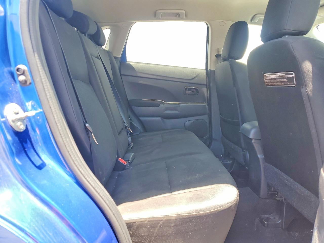2015 MITSUBISHI OUTLANDER SPORT ES photo 28