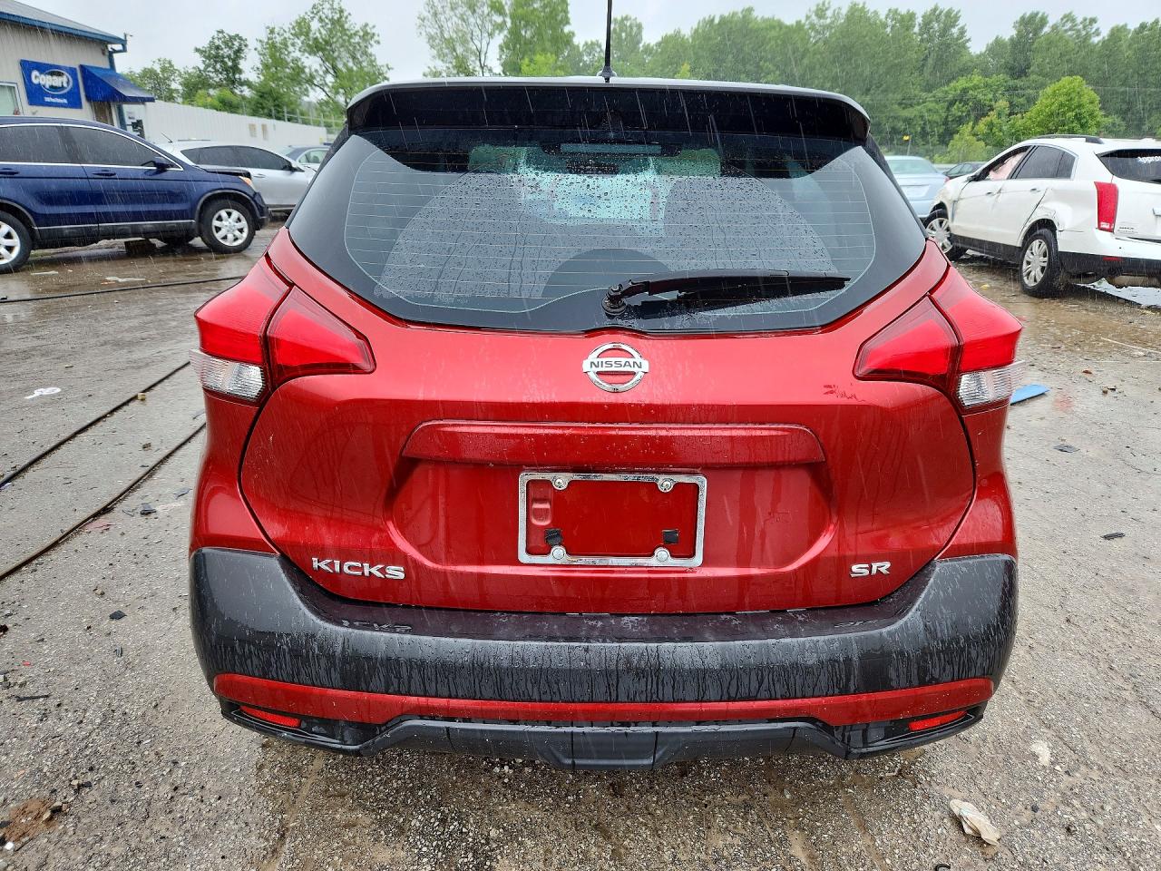 2019 NISSAN KICKS SR photo 11