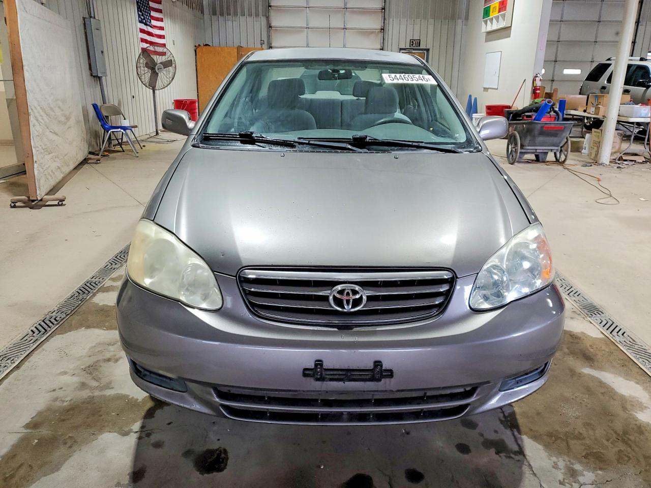 2004 TOYOTA COROLLA LE photo 13