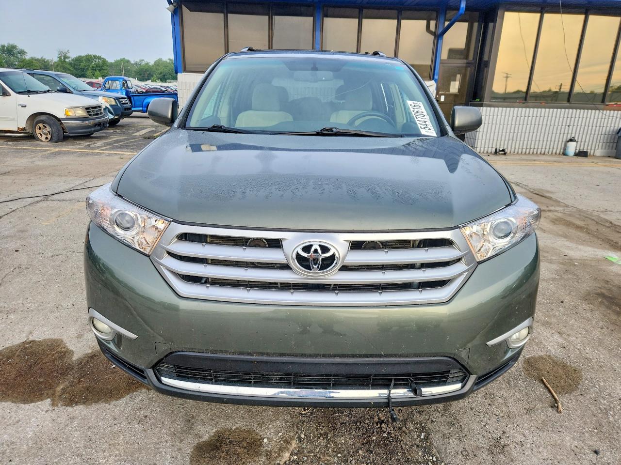 2012 TOYOTA HIGHLANDER BASE photo 5