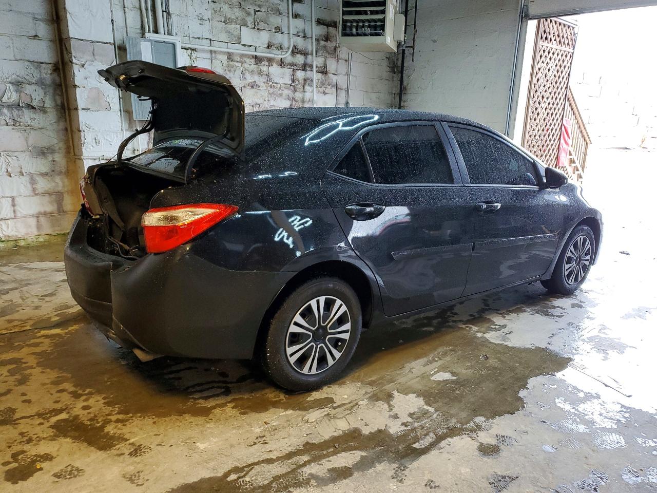 2014 TOYOTA COROLLA L photo 5