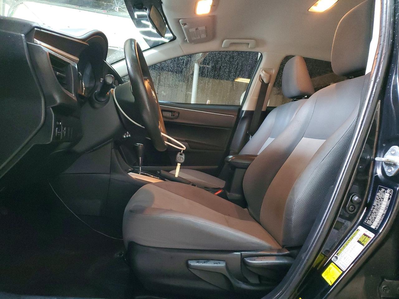 2014 TOYOTA COROLLA L photo 13