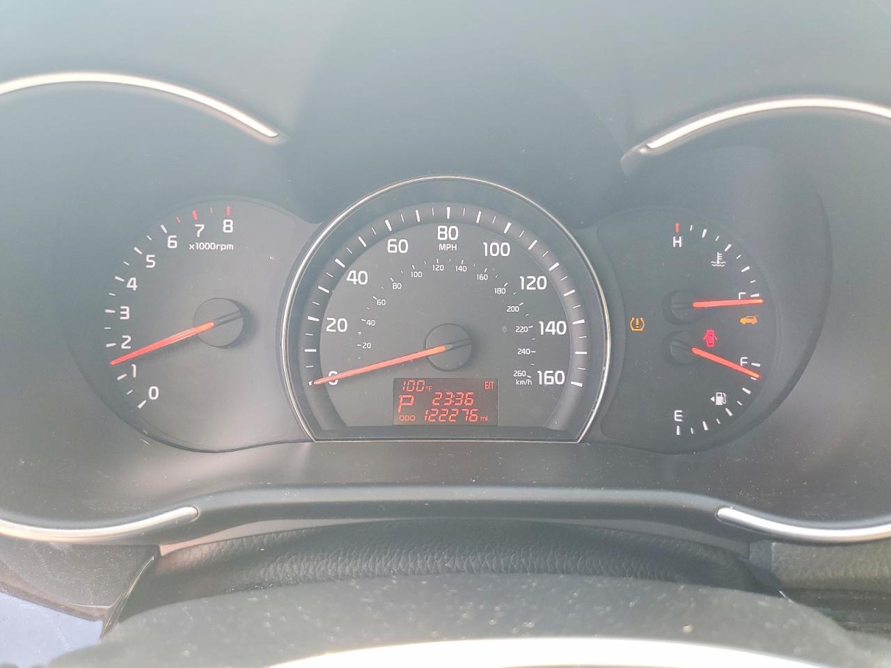 2014 KIA SORENTO LX photo 25
