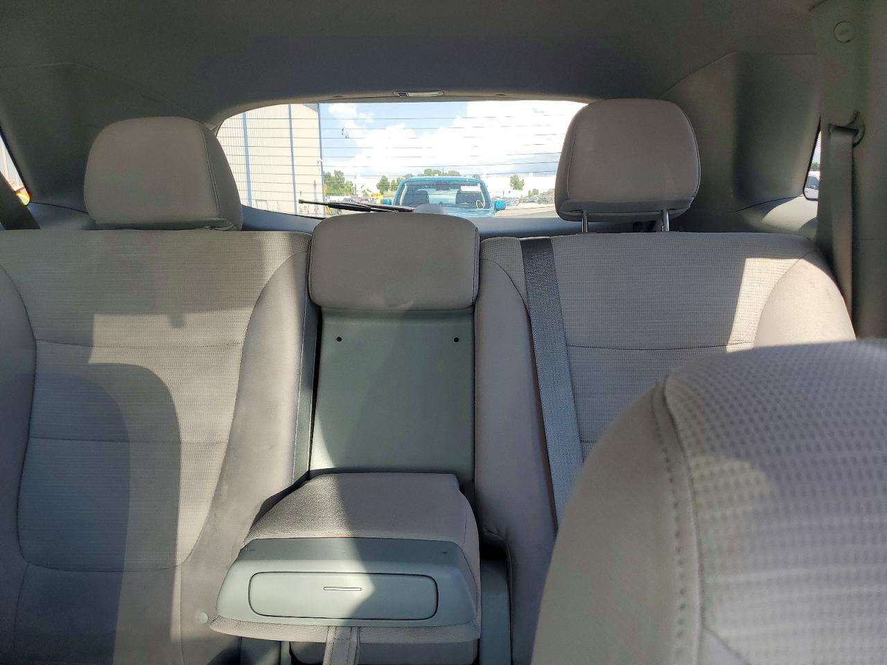 2014 KIA SORENTO LX photo 28