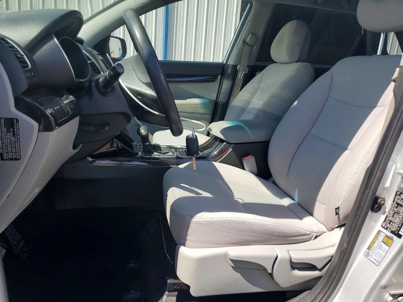 2014 KIA SORENTO LX photo 19