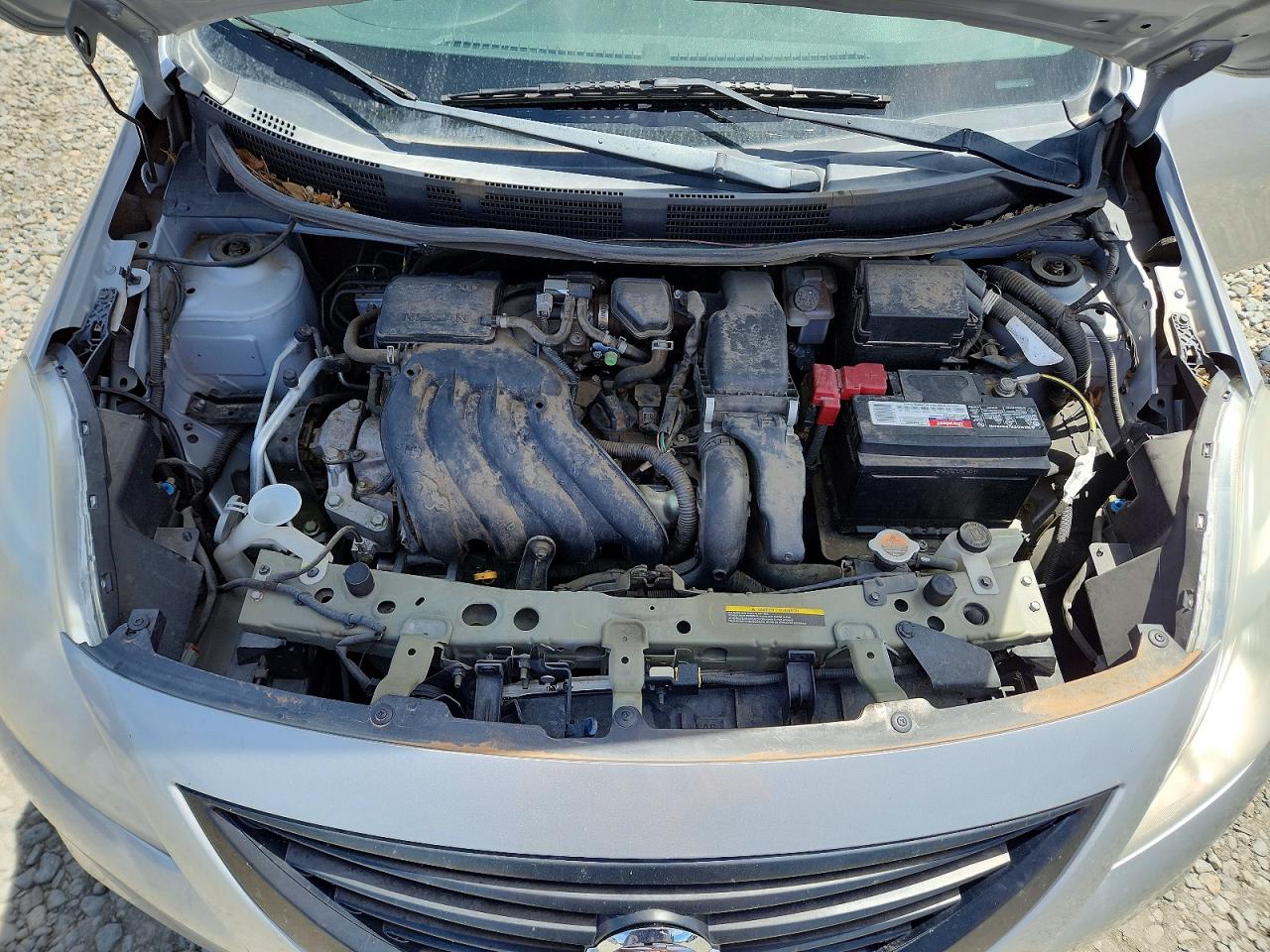 2012 NISSAN VERSA photo 11