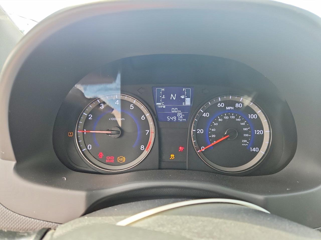 2016 HYUNDAI ACCENT photo 25