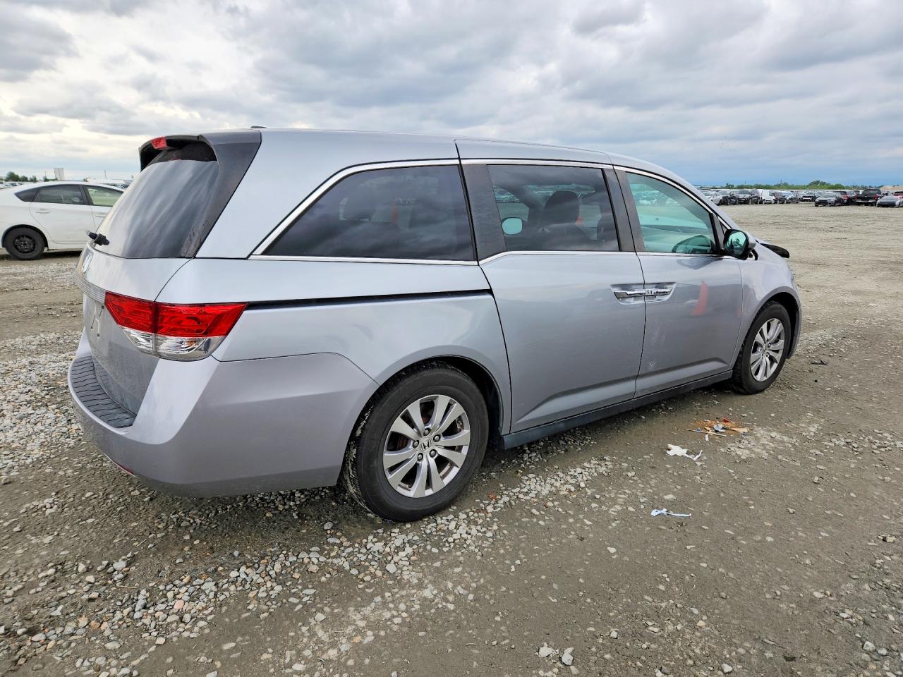 2016 HONDA ODYSSEY EXL photo 5