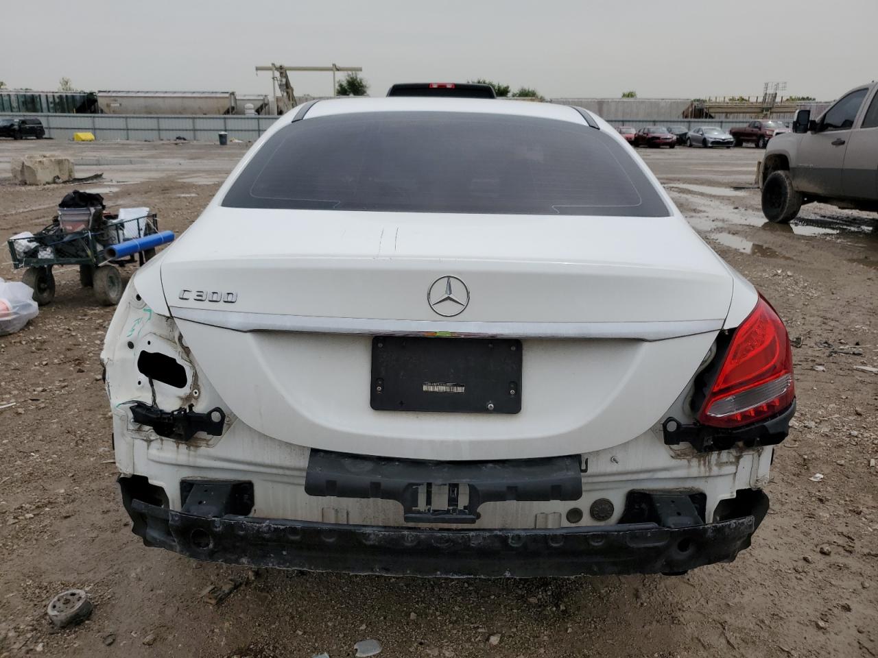 2015 MERCEDES-BENZ C 300 photo 11