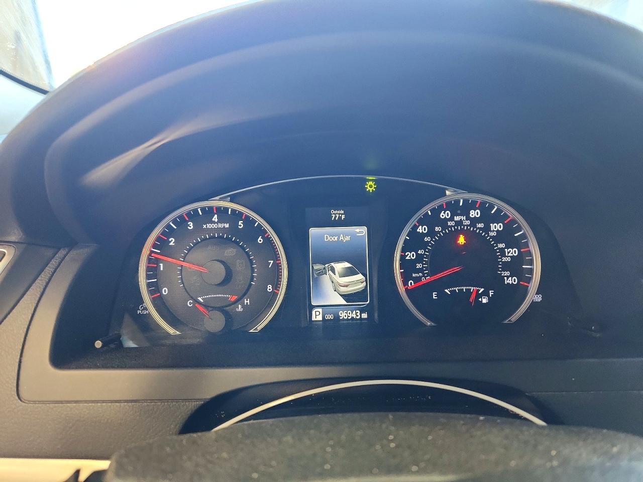 2016 TOYOTA CAMRY SE photo 17