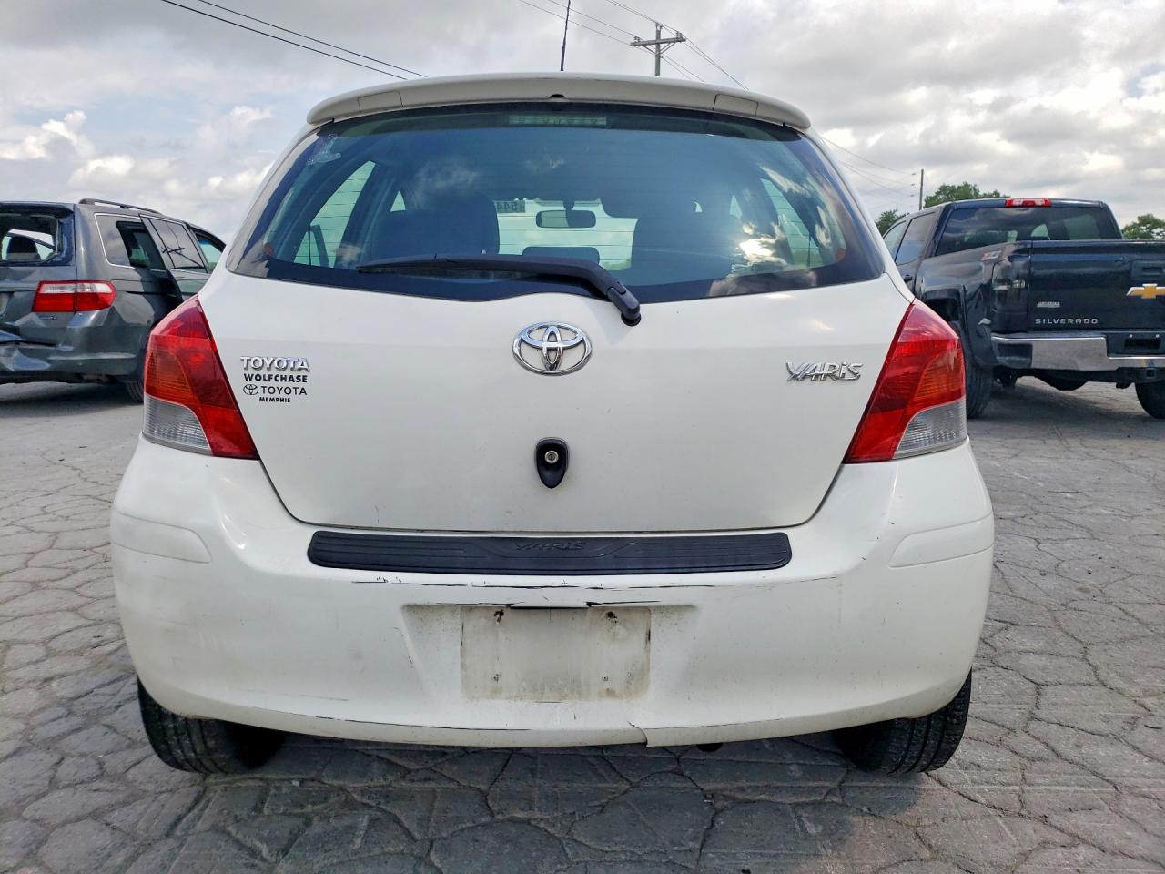 2009 TOYOTA YARIS BASE photo 11