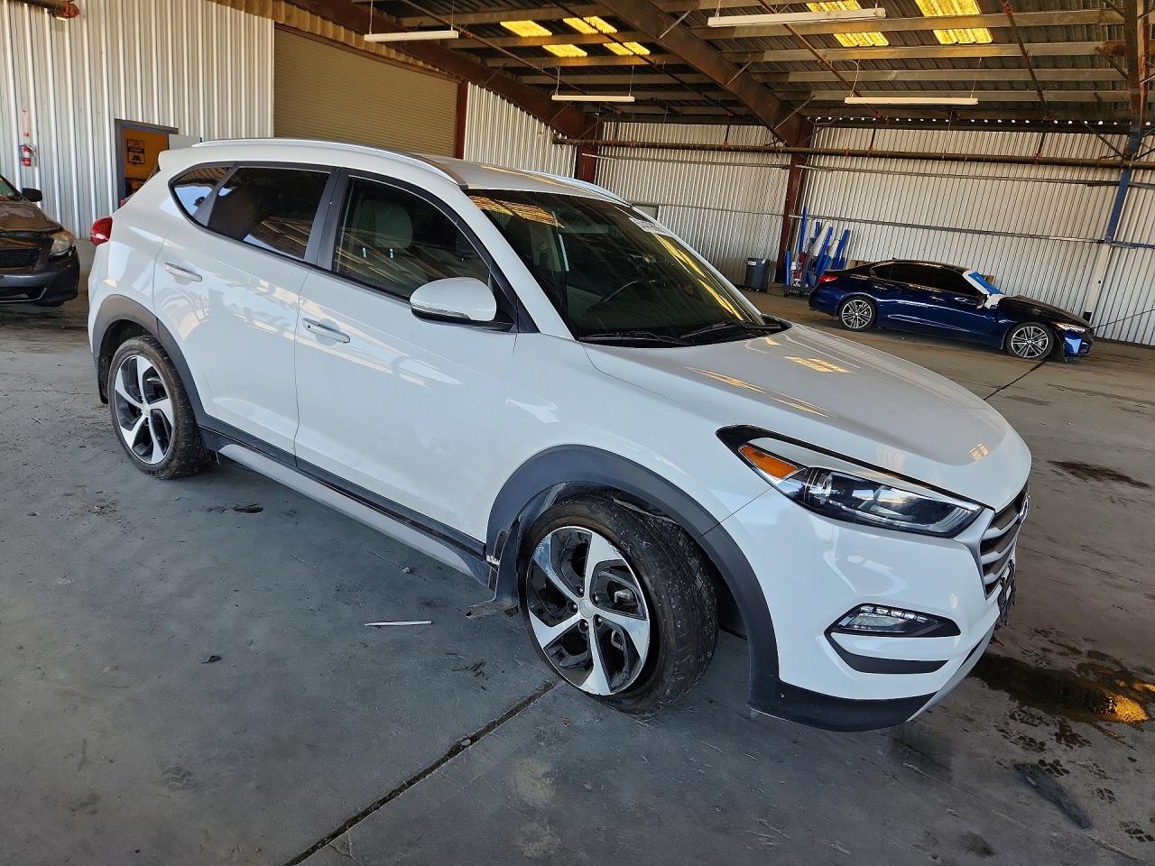 2018 HYUNDAI TUCSON SPORT photo 4
