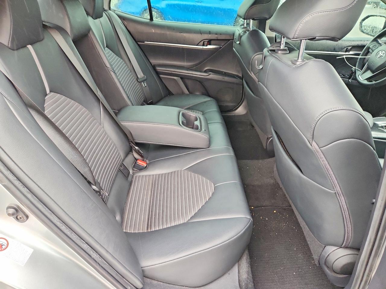2018 TOYOTA CAMRY SE photo 28