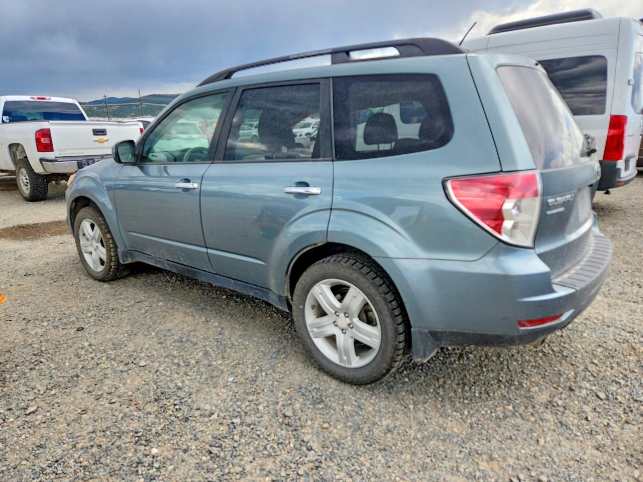 2010 SUBARU FORESTER 2.5X PREMIUM photo 3