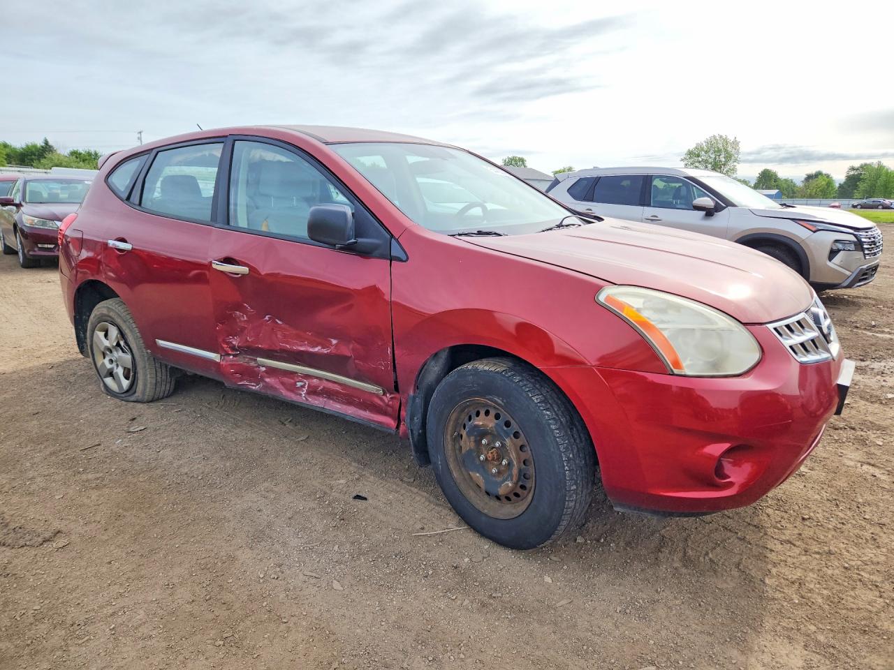 2013 NISSAN ROGUE S photo 4