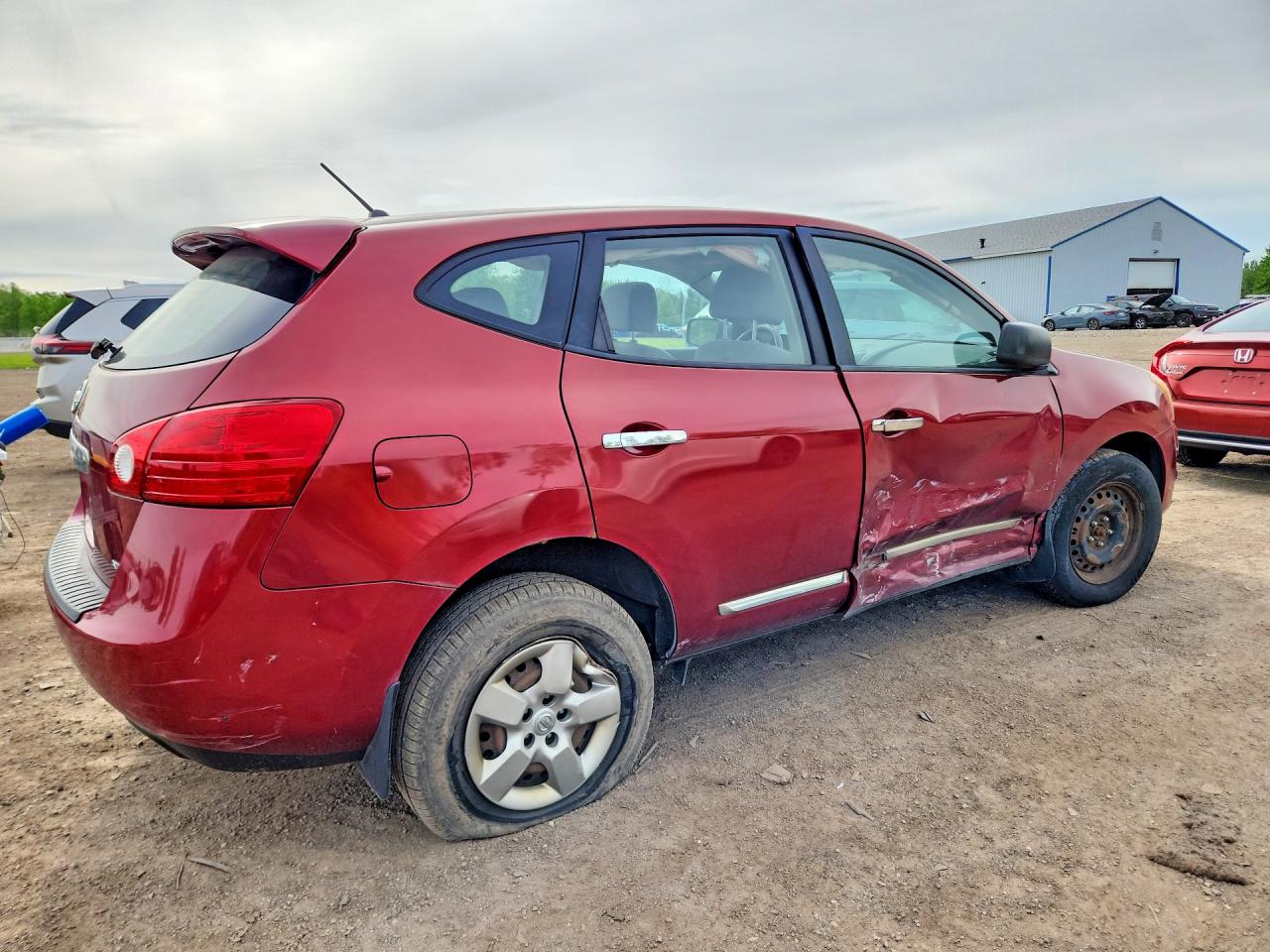 2013 NISSAN ROGUE S photo 3