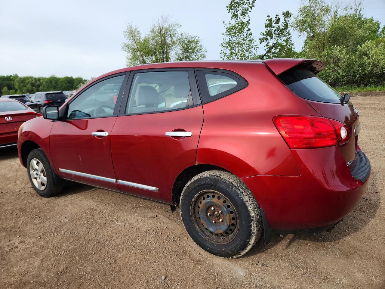 2013 NISSAN ROGUE S photo 2