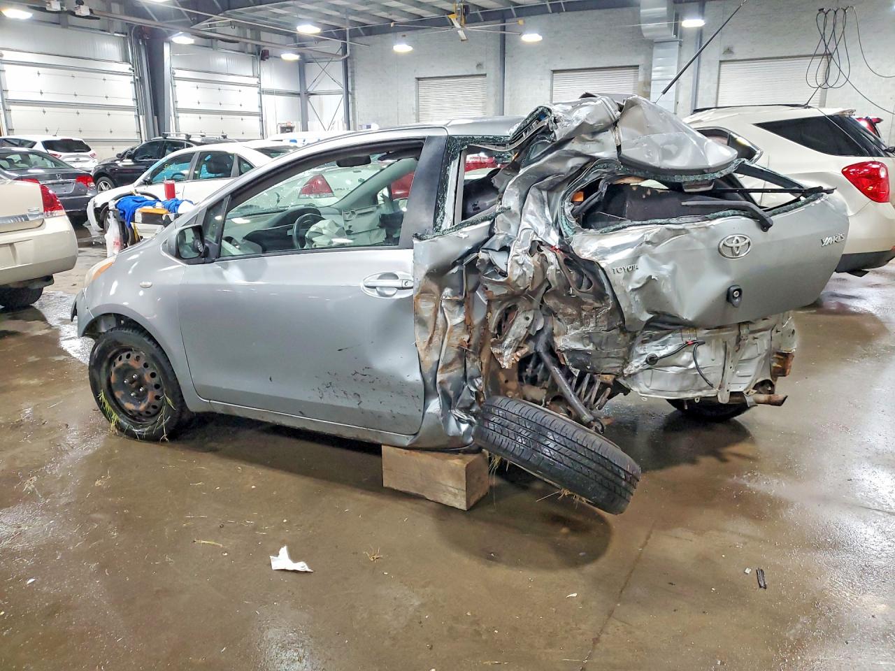2008 TOYOTA YARIS BASE photo 3