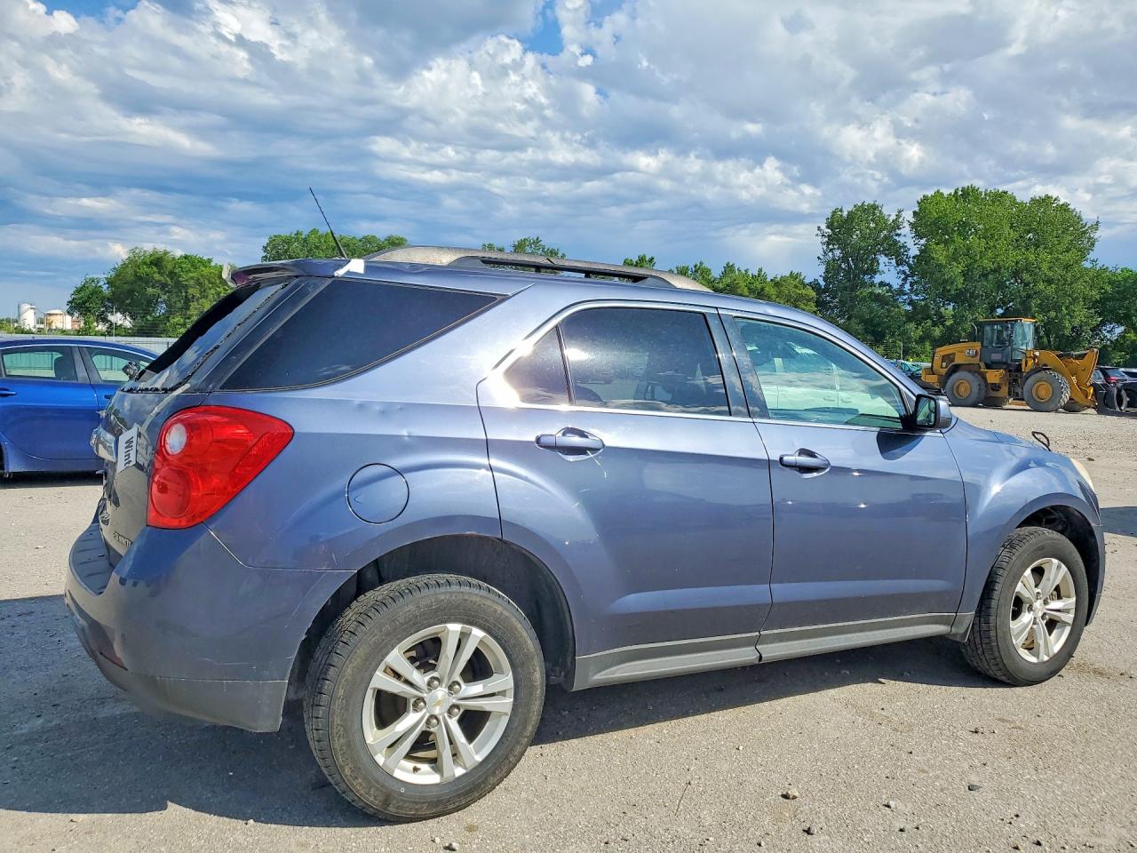 2013 CHEVROLET EQUINOX LT photo 5