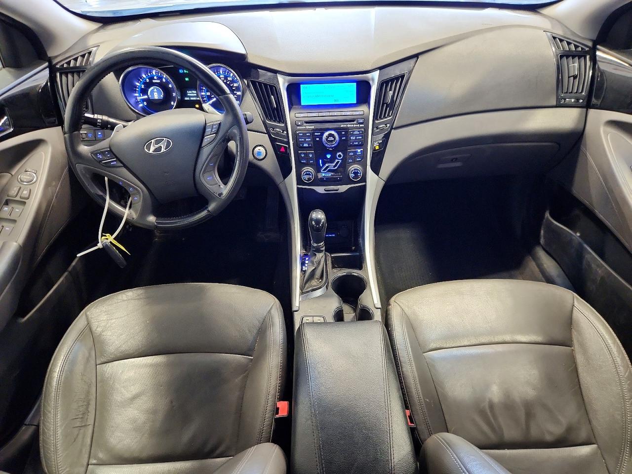 2011 HYUNDAI SONATA LIMITED 2.0T photo 15