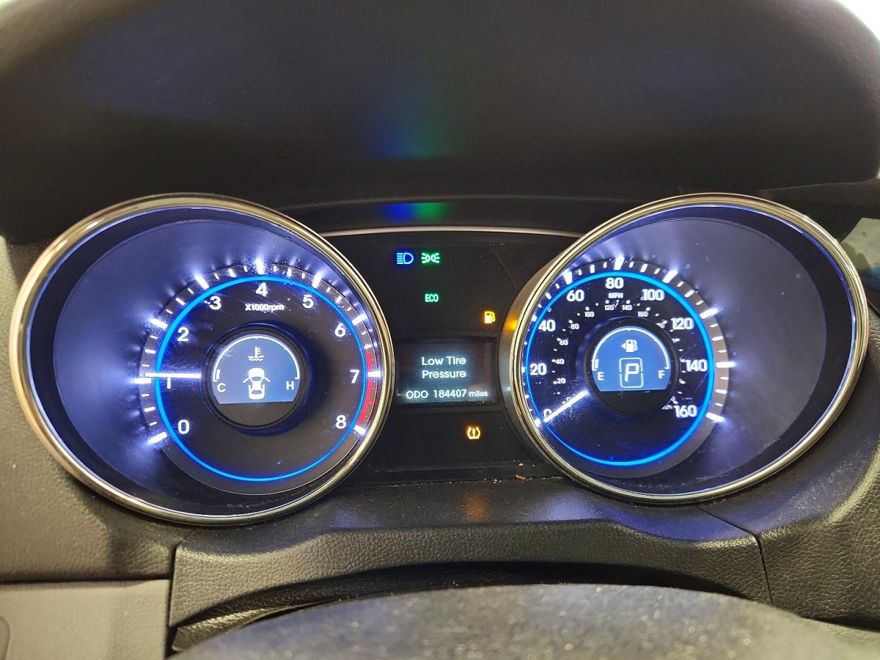 2011 HYUNDAI SONATA LIMITED 2.0T photo 17