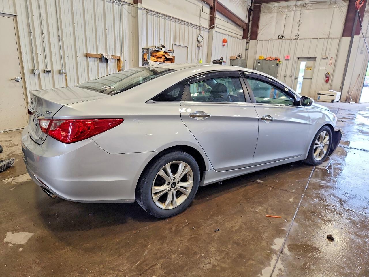 2011 HYUNDAI SONATA LIMITED 2.0T photo 5