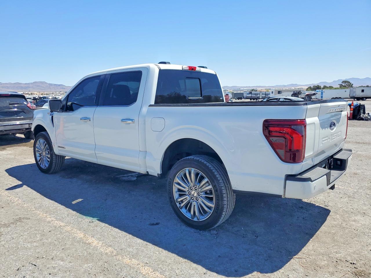 2024 FORD F150 PLATINUM photo 3